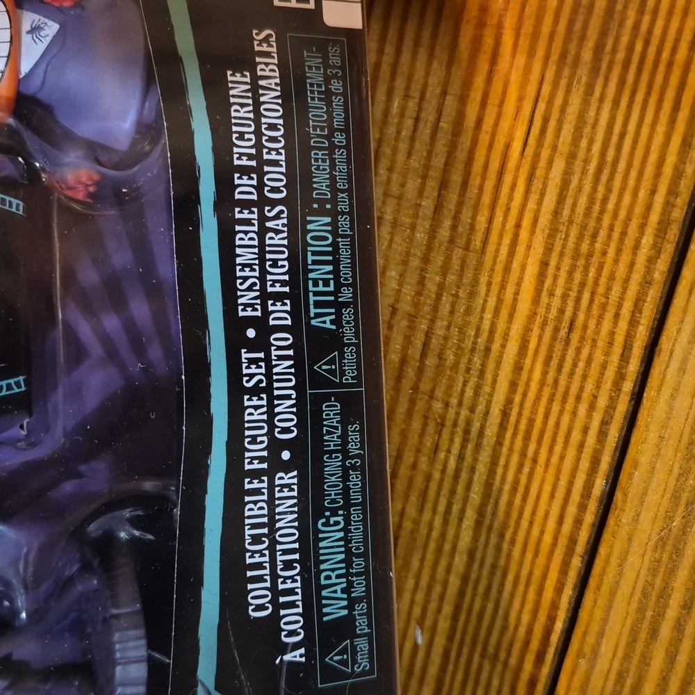 Disney The Nightmare Before Christmas Figure Collection - Black, Green, Purple - Picture 7 of 7